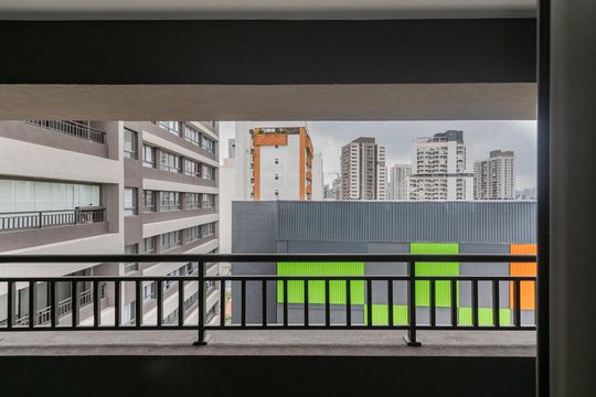 Varanda de kitnet/studio para alugar com 1 quarto, 21m² em Santo Amaro, São Paulo