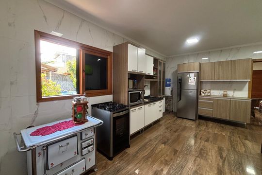 Casa para alugar com 3 quartos, 200m² em Ideal, Novo Hamburgo