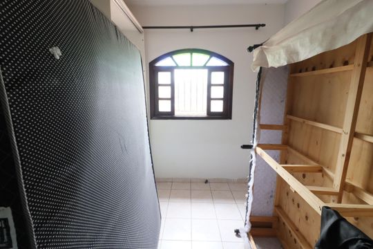 Quarto 2 de casa à venda com 2 quartos, 70m² em Bandeiras, Osasco