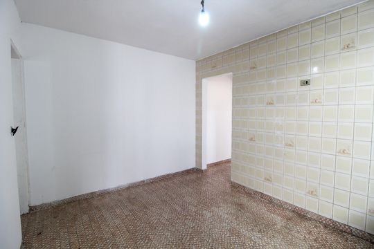 Cozinha de casa para alugar com 2 quartos, 150m² em Jardim das Vertentes, São Paulo