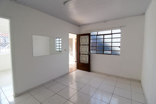 Casa para alugar com 2 quartos, 150m² em Jardim das Vertentes, São Paulo
