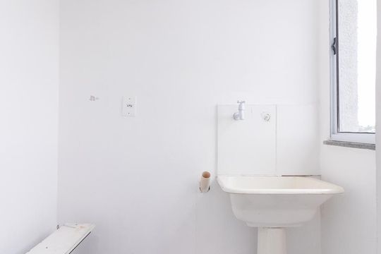 Área de Serviço de apartamento para alugar com 2 quartos, 55m² em Jardim Penha, São Paulo