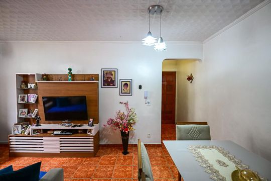 Sala de apartamento à venda com 2 quartos, 54m² em Vila Pirajussara, São Paulo