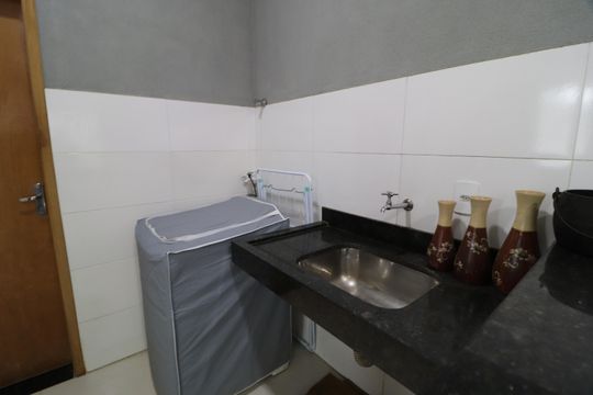 Área de Serviço de casa para alugar com 3 quartos, 150m² em Laranjeiras, Uberlândia