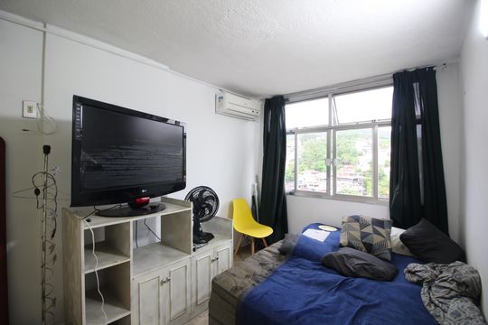 Quarto de apartamento à venda com 1 quarto, 40m² em Taquara, Rio de Janeiro