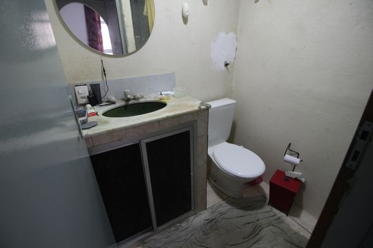 Banheiro de apartamento à venda com 1 quarto, 40m² em Taquara, Rio de Janeiro