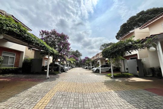 Área comum de casa de condomínio à venda com 4 quartos, 181m² em Vila Nova Caledonia, São Paulo