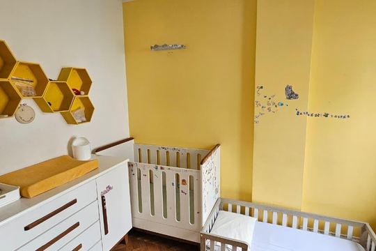 Quarto de apartamento para alugar com 3 quartos, 83m² em Humaitá, Rio de Janeiro