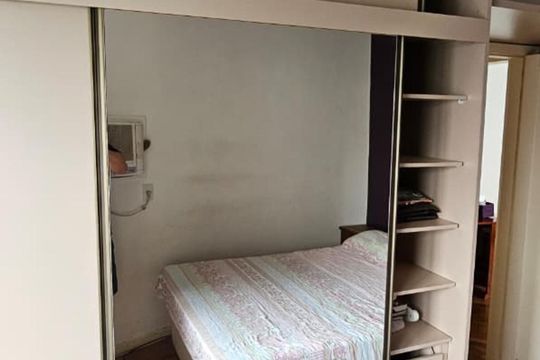 Quarto de apartamento para alugar com 3 quartos, 83m² em Humaitá, Rio de Janeiro