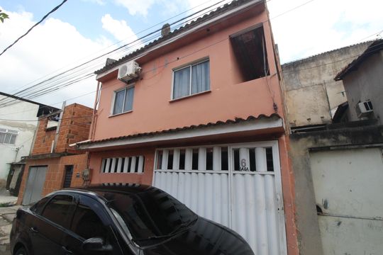 Fachada de casa para alugar com 4 quartos, 80m² em Cosmorama, Mesquita