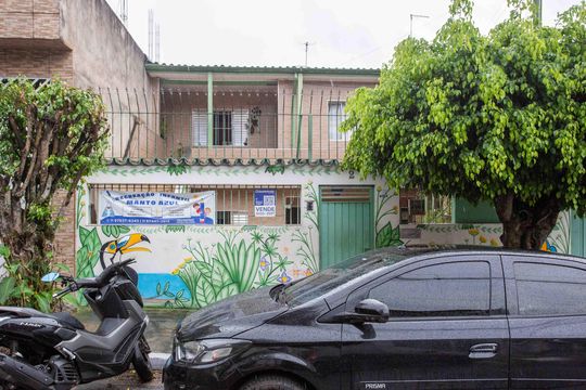 Fachada de casa à venda com 10 quartos, 250m² em Vila Missionaria, São Paulo