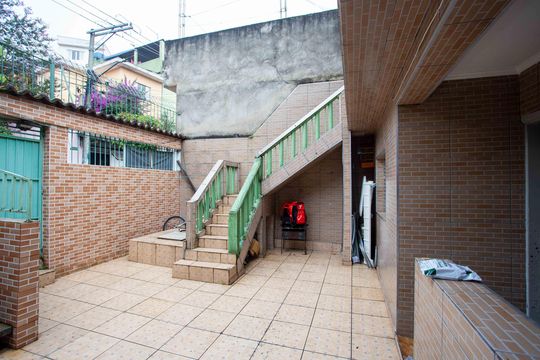 Área comum de casa à venda com 10 quartos, 250m² em Vila Missionaria, São Paulo