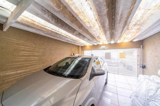 Casa à venda com 3 quartos, 230m² em Vila Pires, Santo André