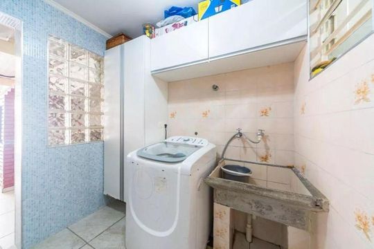 Casa à venda com 3 quartos, 230m² em Vila Pires, Santo André