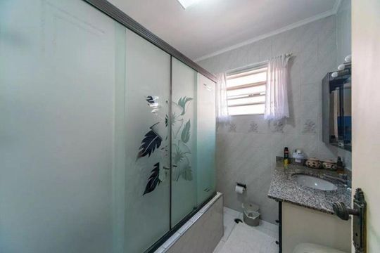 Casa à venda com 3 quartos, 230m² em Vila Pires, Santo André