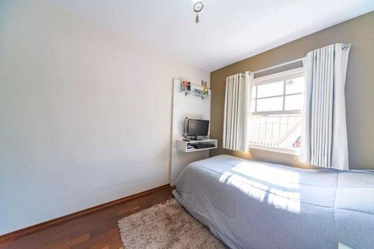 Casa à venda com 3 quartos, 230m² em Vila Pires, Santo André