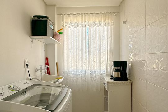 Lavanderia de apartamento para alugar com 2 quartos, 80m² em Ingleses do Rio Vermelho, Florianópolis