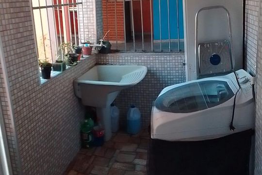 Área de Serviço de casa à venda com 4 quartos, 250m² em Jardim D’abril, Osasco