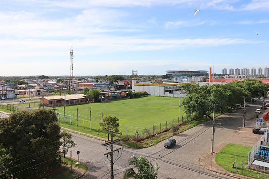Vista daSala de apartamento à venda com 2 quartos, 66m² em Humaitá, Porto Alegre