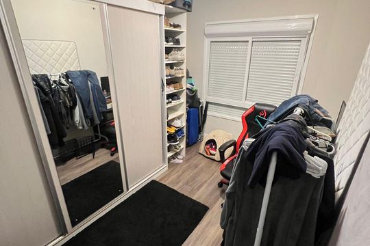 Closet de apartamento à venda com 2 quartos, 90m² em Petrópolis, Porto Alegre