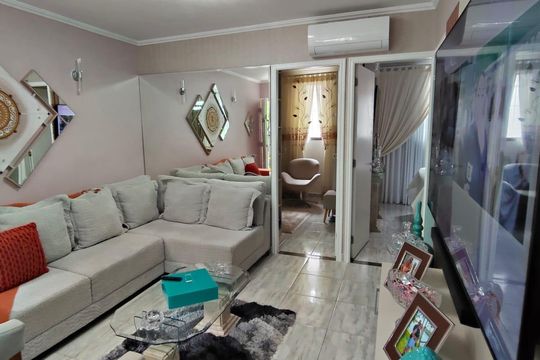 Sala de apartamento à venda com 2 quartos, 54m² em Vila Esperança, São Paulo