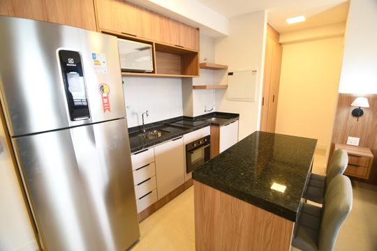 Cozinha de apartamento para alugar com 1 quarto, 48m² em Centro, Campinas