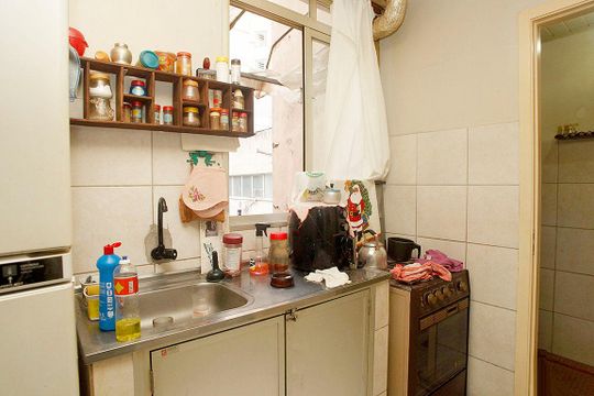 Cozinha de apartamento à venda com 1 quarto, 23m² em Centro Histórico, Porto Alegre