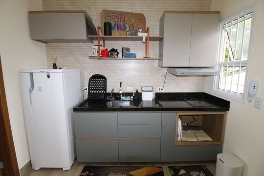 Cozinha de kitnet/studio para alugar com 1 quarto, 30m² em Vila Betania, São José dos Campos