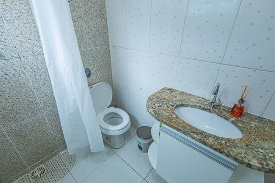 suite de casa para alugar com 2 quartos, 80m² em Glória, Belo Horizonte