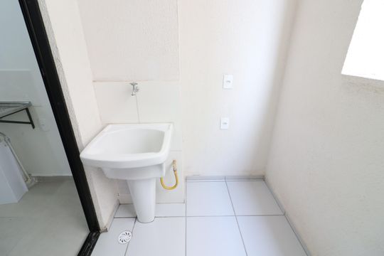 Área de Serviço de apartamento à venda com 2 quartos, 38m² em Metalúrgicos, Osasco