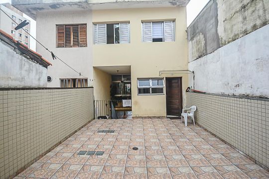 Quintal de casa para alugar com 3 quartos, 201m² em Vila Margarida, São Bernardo do Campo