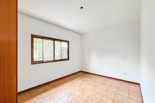 Casa de Condomínio à venda com 3 quartos, 750m² em Nacional, Belo Horizonte
