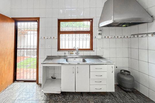 Casa de Condomínio à venda com 3 quartos, 750m² em Nacional, Belo Horizonte