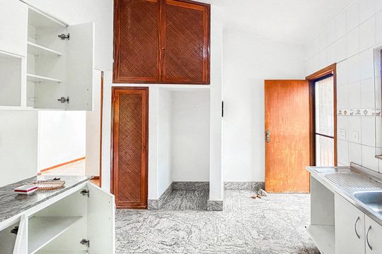 Casa de Condomínio à venda com 3 quartos, 750m² em Nacional, Belo Horizonte