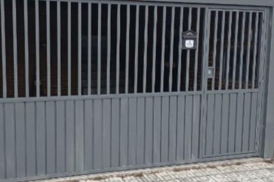 Fachada de casa à venda com 3 quartos, 157m² em Baeta Neves, São Bernardo do Campo