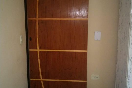 Entrada de apartamento à venda com 2 quartos, 50m² em Jardim Miriam, São Paulo