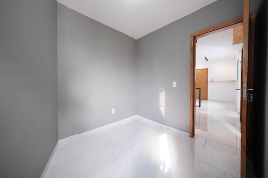 Quarto 1 de apartamento para alugar com 2 quartos, 35m² em Vila Guilhermina, São Paulo