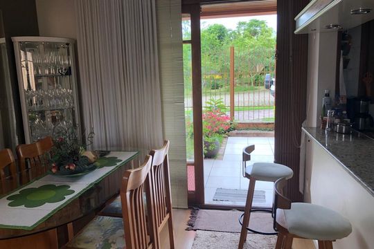 Casa de Condomínio à venda com 3 quartos, 188m² em Espírito Santo, Porto Alegre