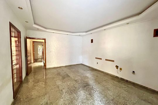 Sala de casa à venda com 8 quartos, 372m² em Vila Rosalia, Guarulhos