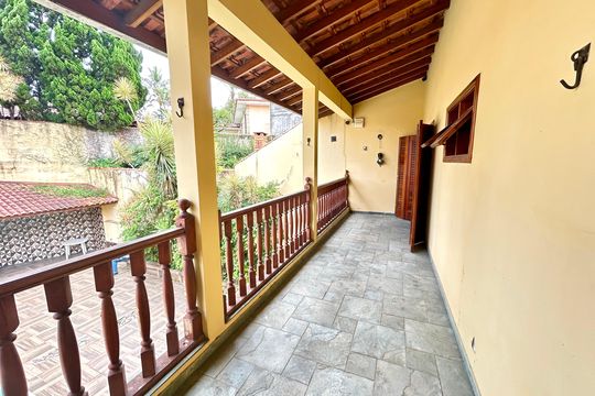 Varanda da Suíte  de casa à venda com 8 quartos, 372m² em Vila Rosalia, Guarulhos