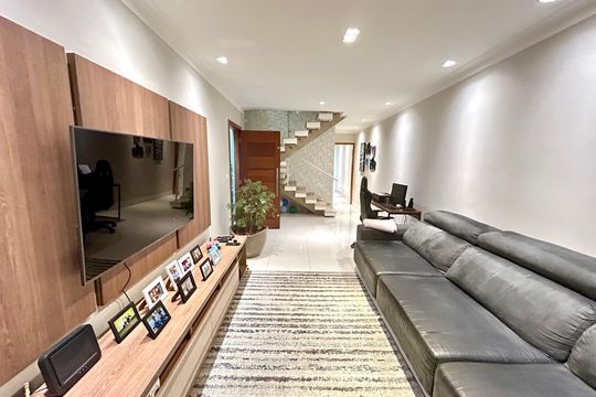 Sala de casa à venda com 3 quartos, 173m² em Jardim do Papai, Guarulhos