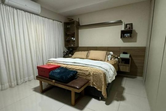 Casa para alugar com 3 quartos, 286m² em Cidade Jardim, Uberlândia