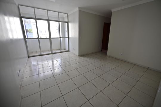 Apartamento à venda com 3 quartos, 84m² em Nova Suíça, Goiânia