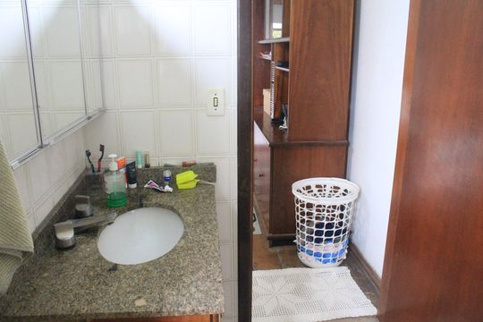 Banheiro da Suíte 3 de casa à venda com 4 quartos, 390m² em Jardim Sao Caetano, São Caetano do Sul