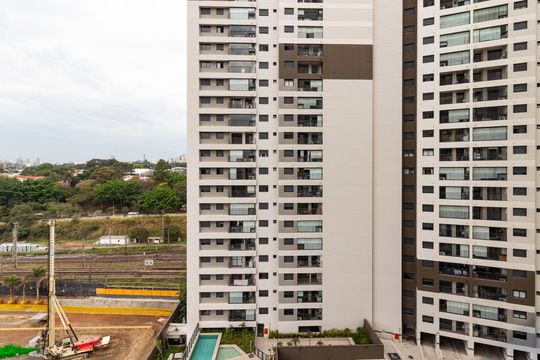 Vista da Suíte de apartamento à venda com 2 quartos, 67m² em Vila Anastácio, São Paulo