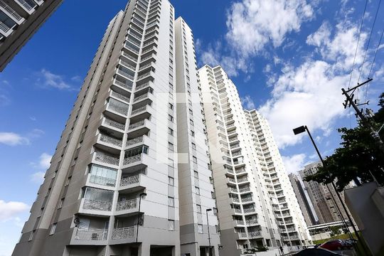 Fachada de apartamento à venda com 2 quartos, 52m² em Jardim Monte Alegre, Taboão da Serra