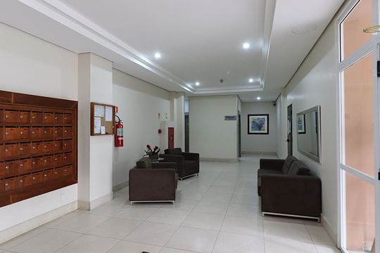 Área comum - Hall de entrada de apartamento à venda com 3 quartos, 95m² em Vila Ipiranga, Porto Alegre