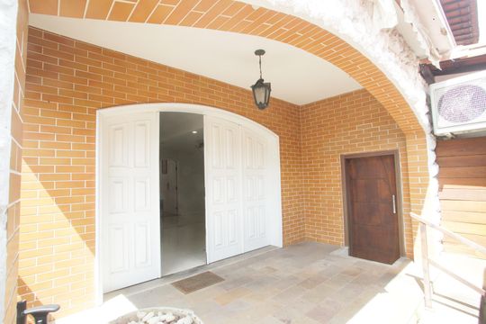 Varanda de casa para alugar com 4 quartos, 429m² em Taquara, Rio de Janeiro