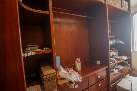 Closet da Suíte 2 de casa para alugar com 4 quartos, 429m² em Taquara, Rio de Janeiro
