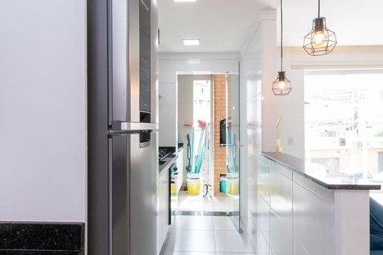 Cozinha de apartamento à venda com 2 quartos, 50m² em Vila Granada, São Paulo